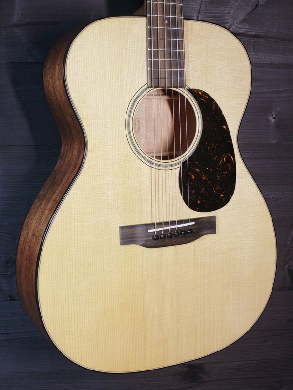 Martin 000-18 Standard Series Mahogany / Spruce Acoustic Guitar