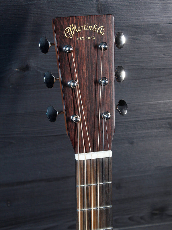 Martin 000-18 Standard Series Mahogany / Spruce Acoustic Guitar