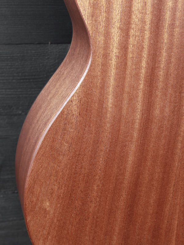 Martin Redesigned 000C Jr E Sapele / Spruce Solid Wood Acoustic-Electric Guitar