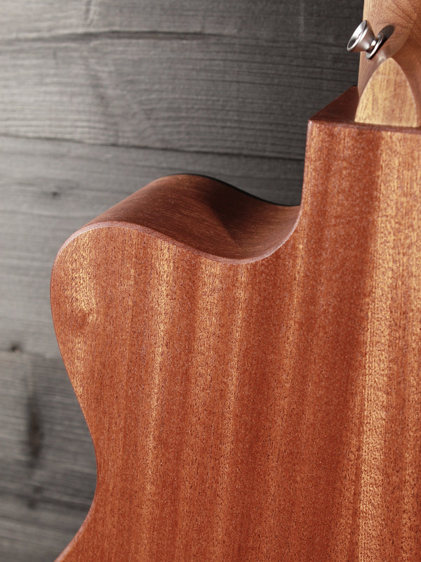 Martin Redesigned 000C Jr E Sapele / Spruce Solid Wood Acoustic-Electric Guitar