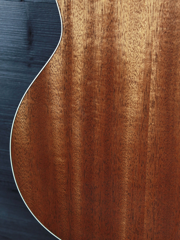 Martin CEO-7 Mahogany / Adirondack 00 Acoustic Guitar