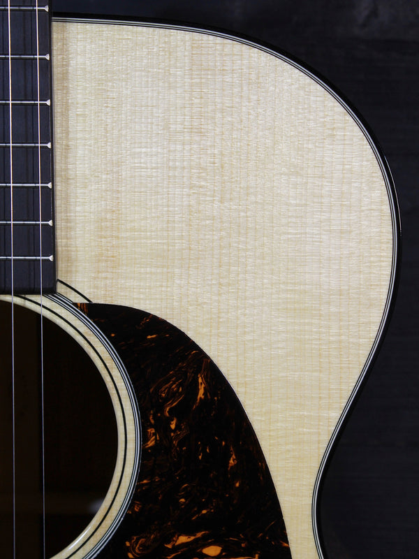 Martin Custom Shop 000-18  Mahogany / Adirondack Spruce Acoustic Guitar