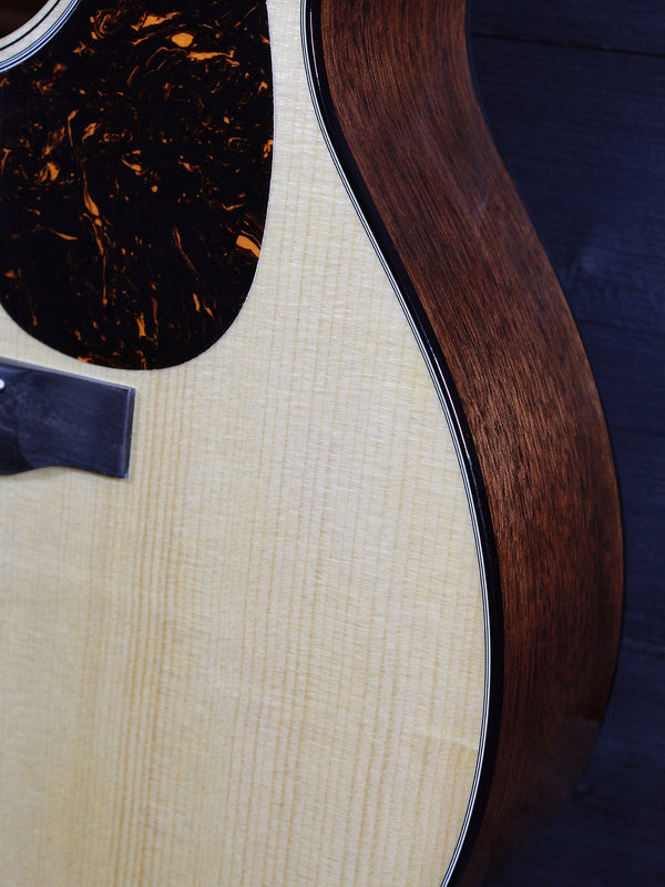 Martin Custom Shop 000-18  Mahogany / Adirondack Spruce Acoustic Guitar