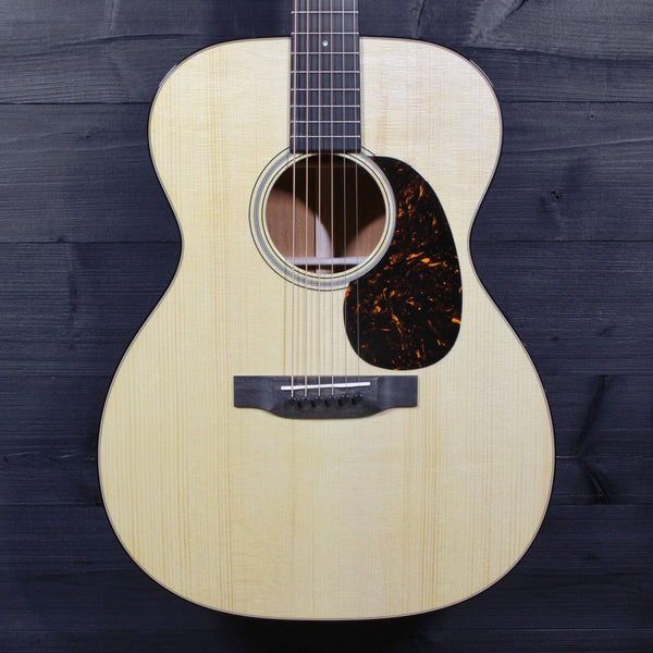Martin Custom Shop 000-18  Mahogany / Adirondack Spruce Acoustic Guitar