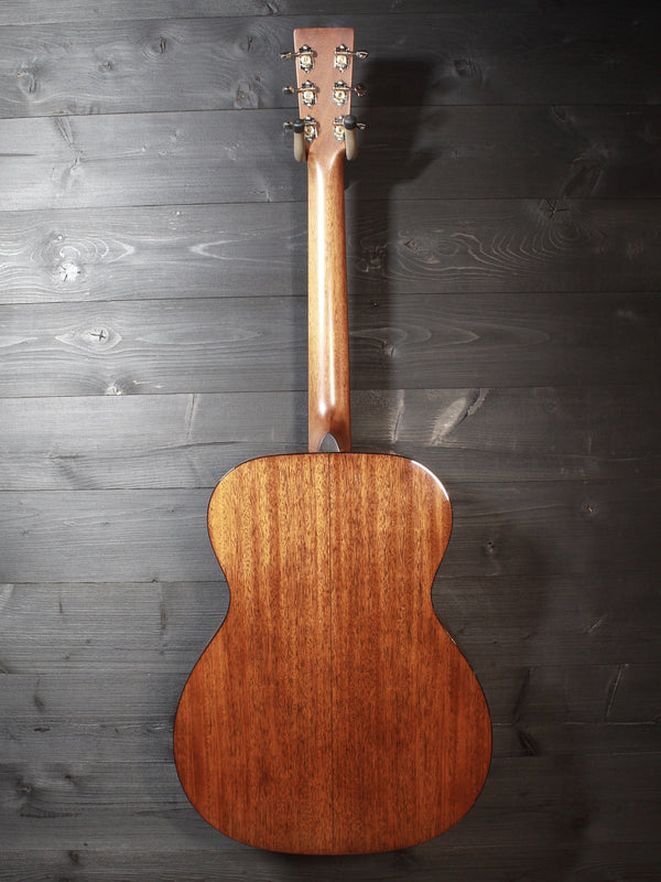 Martin Custom Shop 000-18  Mahogany / Adirondack Spruce Acoustic Guitar