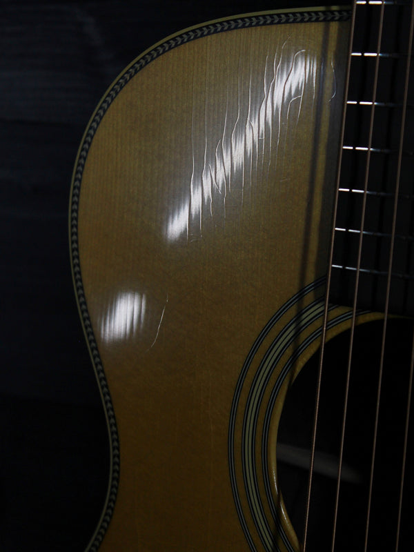 Martin Custom Shop 000 28 1937 Brazilian Rosewood / Adirondack w/Stage 1 Aging