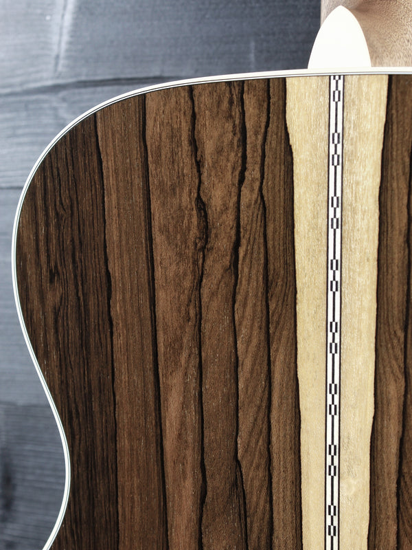 Martin Guitars Custom Shop Expert 000 14-Fret Ziricote / Sinker Redwood Exclusive