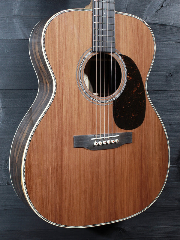 Martin Guitars Custom Shop Expert 000 14-Fret Ziricote / Sinker Redwood Exclusive