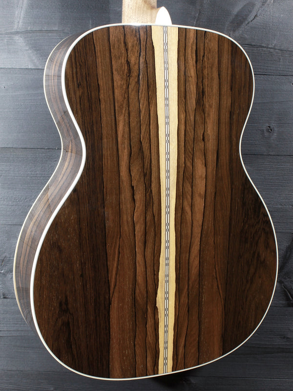 Martin Guitars Custom Shop Expert 000 14-Fret Ziricote / Sinker Redwood Exclusive