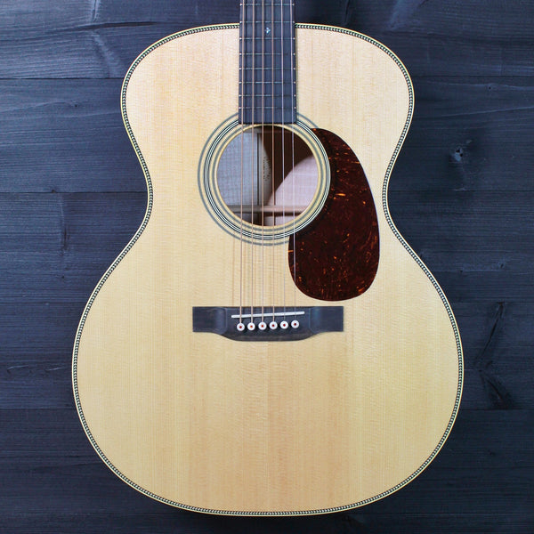 Martin Guitars Custom Shop Grand Performance Flamed Maple / Spruce Acoustic Guitar