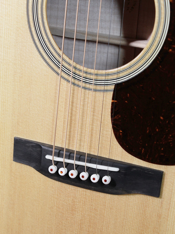 Martin Guitars Custom Shop Grand Performance Flamed Maple / Spruce Acoustic Guitar