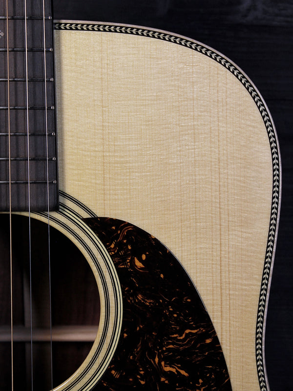 Martin Custom Shop HD28 Style Wild Grain Rosewood Dreadnought Acoustic Guitar