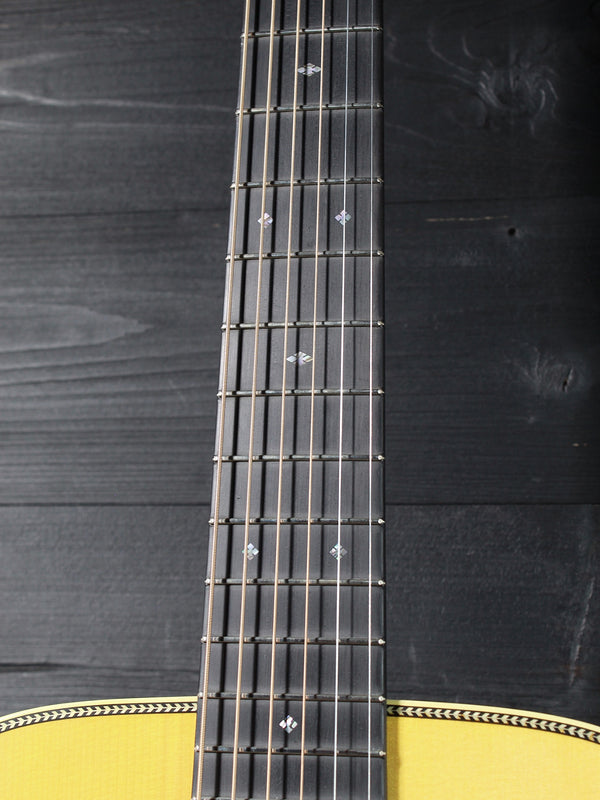 Martin Custom Shop D28 Authentic 1937 - Madagascar Rosewood Limited Custom Shop Expert Dealer