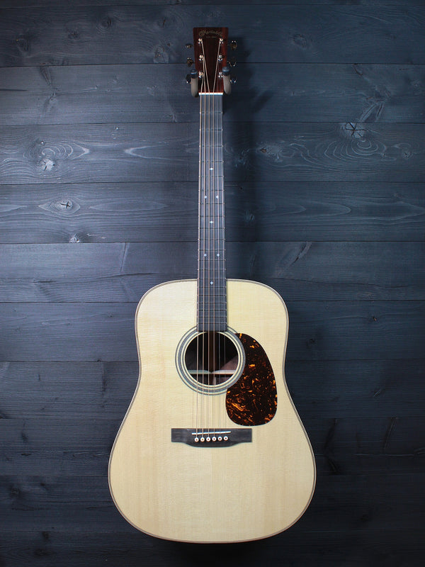 Martin Custom Shop Expert D28 Style Wild Grain Rosewood Dreadnought Acoustic Guitar