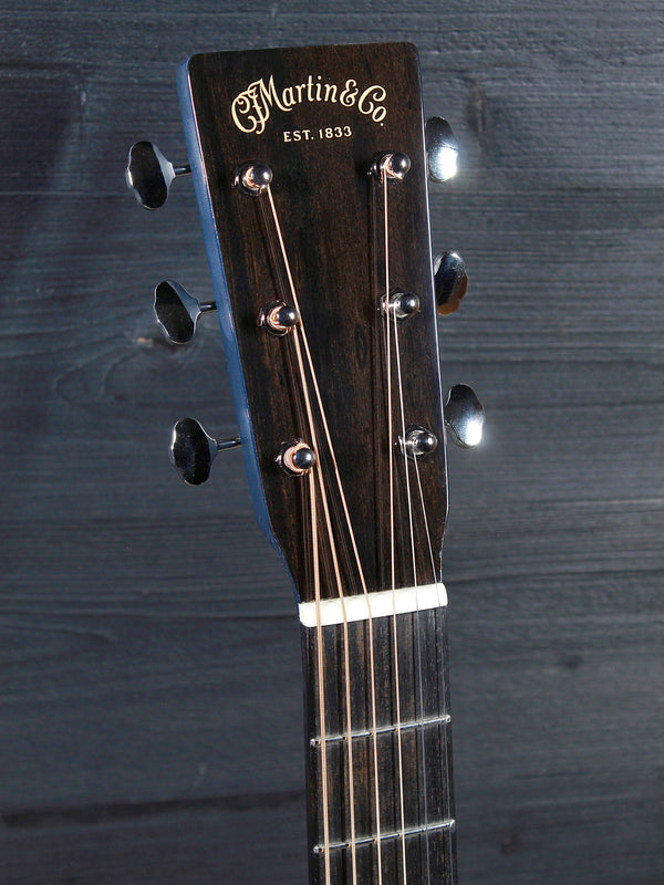 Martin Custom Shop GPC Navy Blue Grand Performance Mahogany / Spruce Guitar