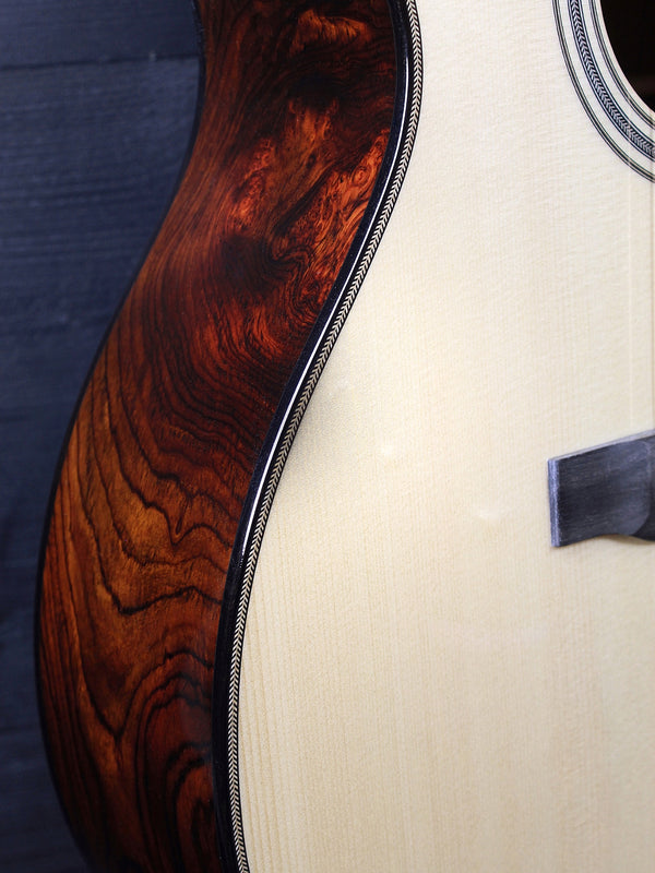 Martin Custom Shop Expert 000/OM Cocobolo / High-Altitude Swiss Spruce Acoustic Guitar