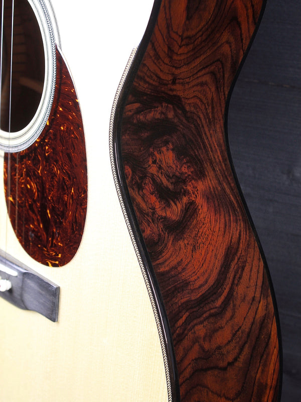 Martin Custom Shop Expert 000/OM Cocobolo / High-Altitude Swiss Spruce Acoustic Guitar