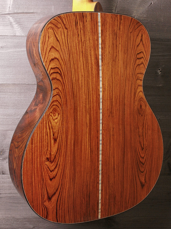 Martin Custom Shop Expert 000/OM Cocobolo / High-Altitude Swiss Spruce Acoustic Guitar