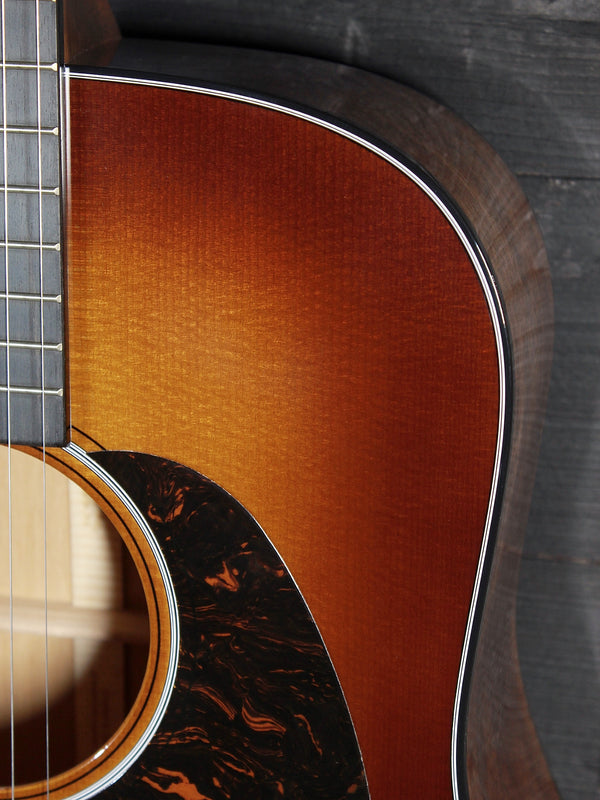 Martin Guitar D-18 1933 Ambertone Standard Series Dreadnought