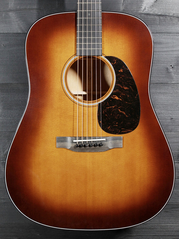 Martin Guitar D-18 1933 Ambertone Standard Series Dreadnought