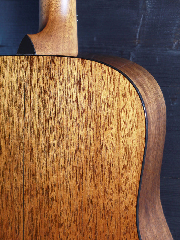 Martin Guitar D-18 1933 Ambertone Standard Series Dreadnought