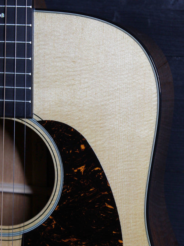 Martin D18 Standard Series Dreadnought - Mahogany / Spruce Acoustic Guitar
