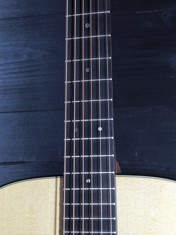 Martin D18 Standard Series Dreadnought - Mahogany / Spruce Acoustic Guitar