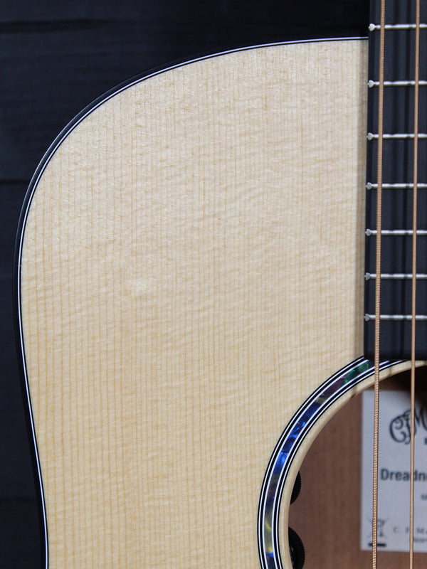 Martin DJr E Solid Wood Junior Series 14-Fret Acoustic-Electric Guitar