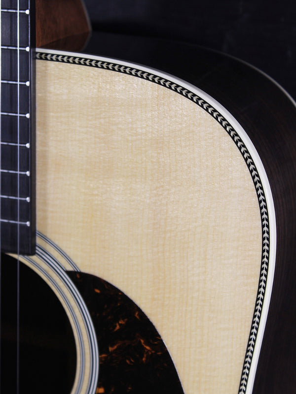 Martin Guitar D-28 Billy Strings Signature Model Dreadnought Acoustic Guitar