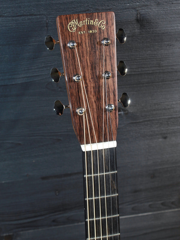 Martin Guitar D-28 Billy Strings Signature Model Dreadnought Acoustic Guitar