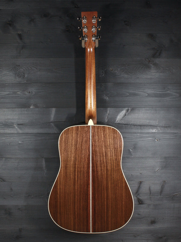 Martin Guitar D-28 Billy Strings Signature Model Dreadnought Acoustic Guitar