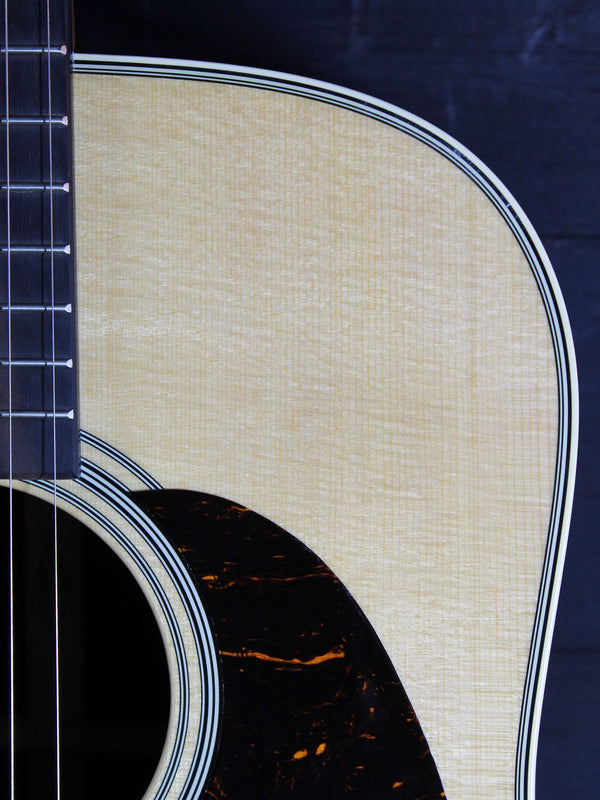 Martin D-28 Standard Series Rosewood Dreadnought - Acoustic Guitar
