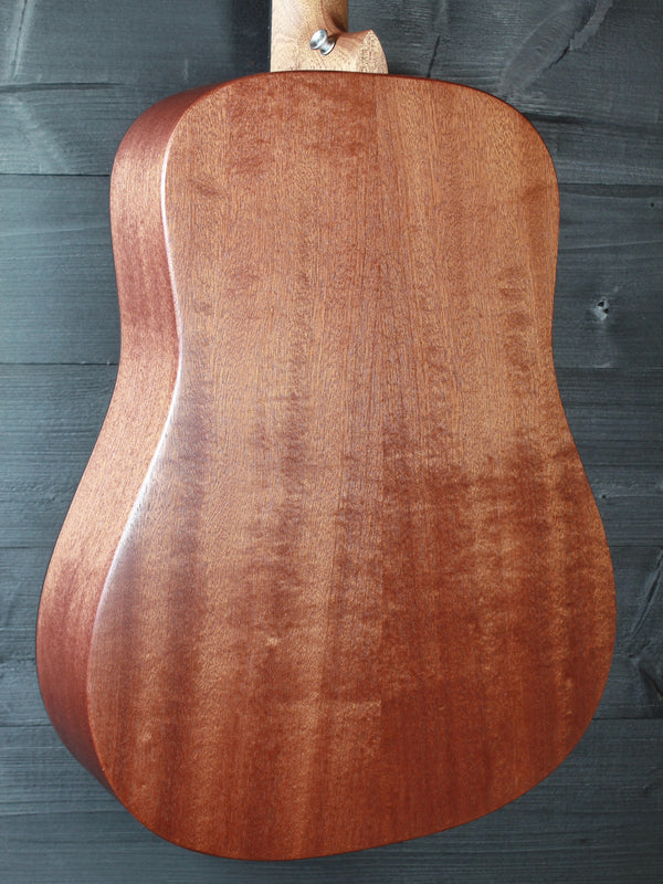 Martin DJr E Solid Wood Junior Series 14-Fret Acoustic-Electric Guitar
