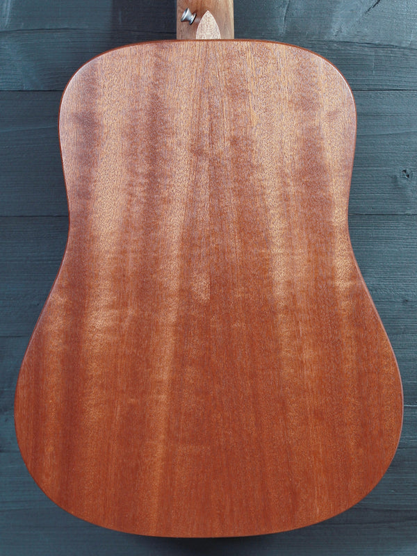 Martin DJr E Solid Wood Junior Series 14-Fret Acoustic-Electric Guitar