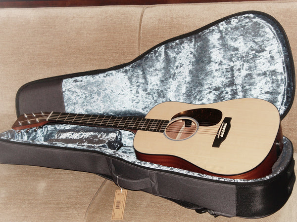 Martin DJr E Solid Wood Junior Series 14-Fret Acoustic-Electric Guitar