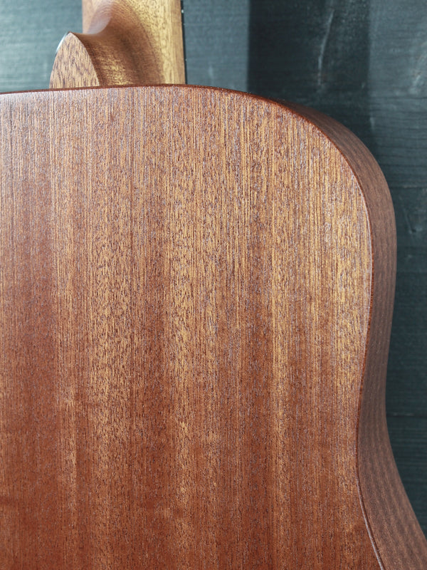 Martin DJr E Solid Wood Junior Series 14-Fret Acoustic-Electric Guitar