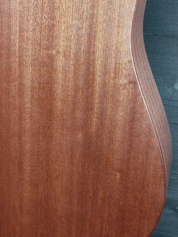Martin DJr E Solid Wood Junior Series 14-Fret Acoustic-Electric Guitar