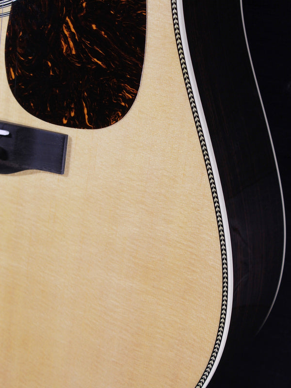 Martin HD28 Standard Series Rosewood Dreadnought Acoustic Guitar