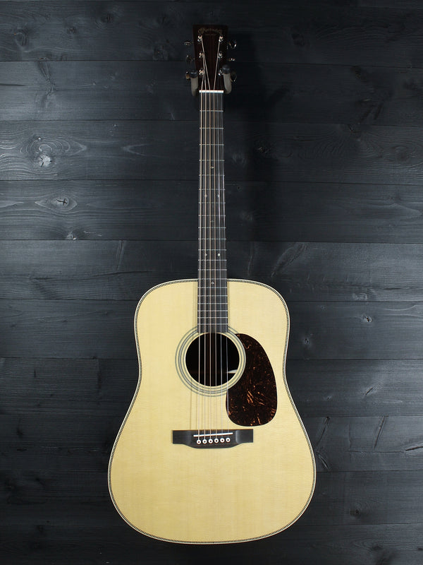 Martin HD28 Standard Series Rosewood Dreadnought Acoustic Guitar