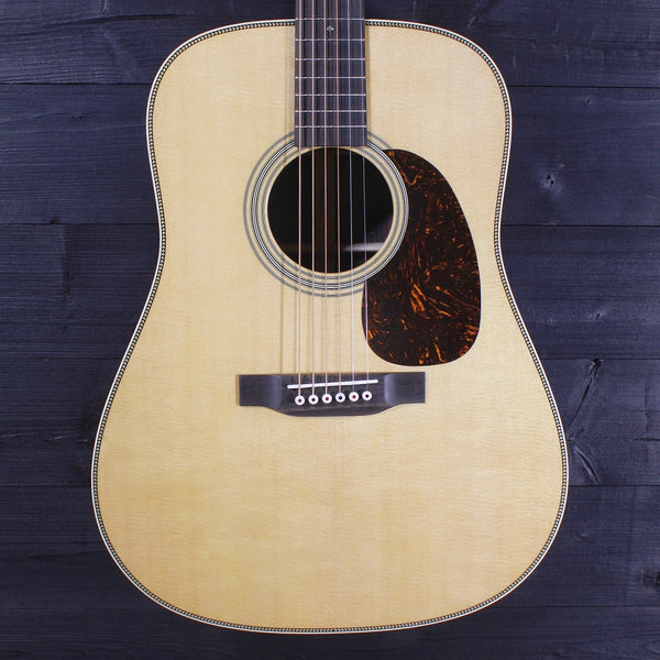 Martin HD28 Standard Series Rosewood Dreadnought Acoustic Guitar