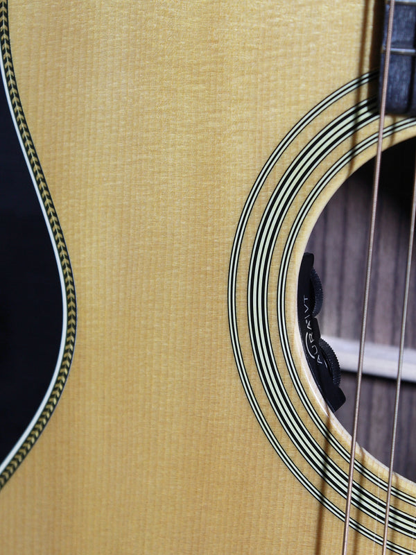 2022 Martin OM-28E Acoustic-Electric Guitar – Rosewood & Spruce