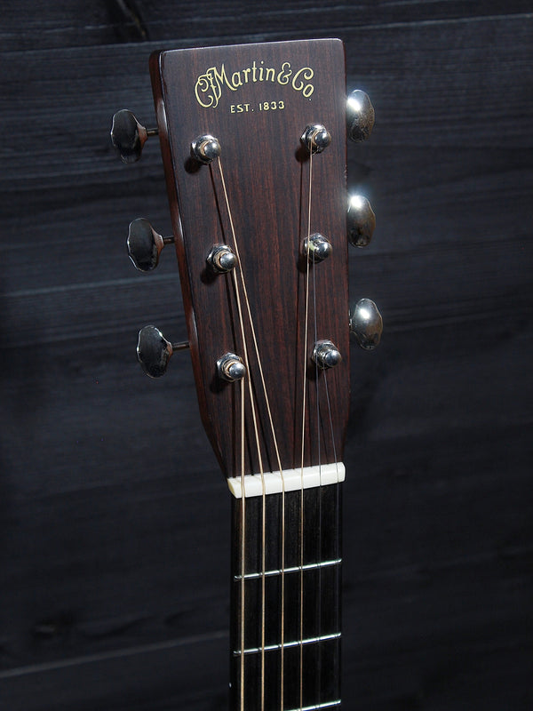 2022 Martin OM-28E Acoustic-Electric Guitar – Rosewood & Spruce
