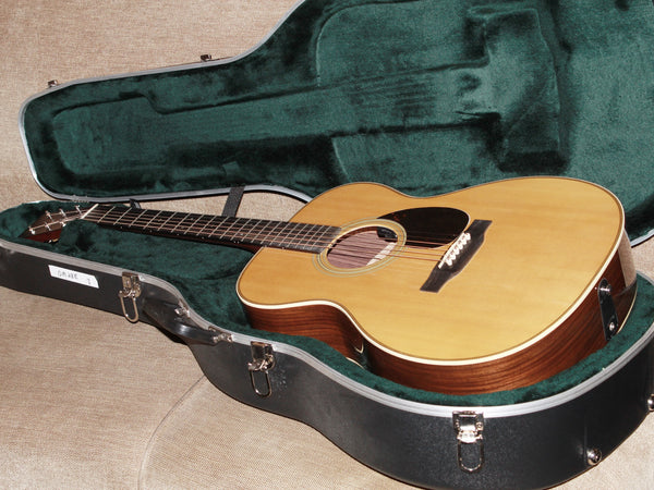 2022 Martin OM-28E Acoustic-Electric Guitar – Rosewood & Spruce