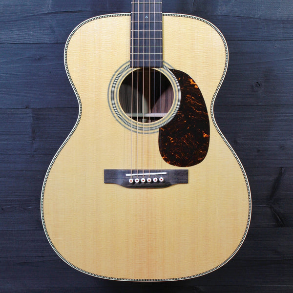 Martin Guitars 000-28 Standard Series Rosewood / Spruce 2025 Model