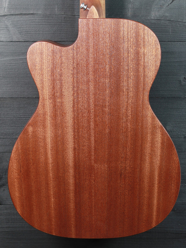 Martin Redesigned 000C Jr E Sapele / Spruce Solid Wood Acoustic-Electric Guitar