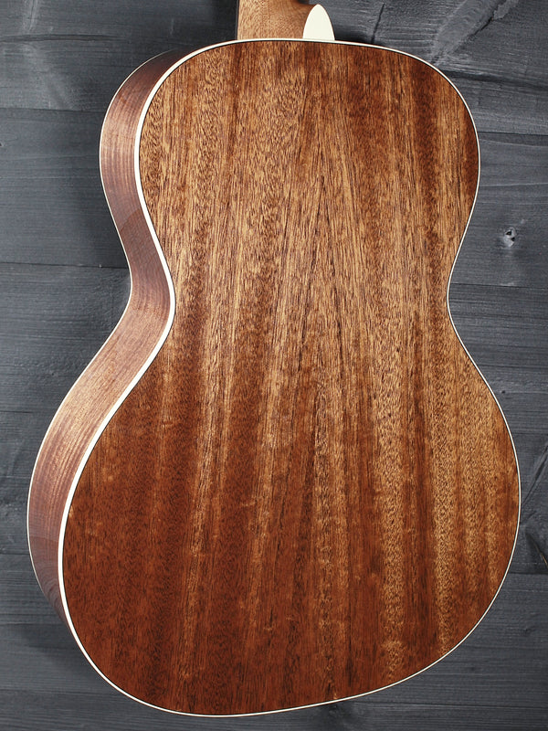 Martin CEO-7 Mahogany / Adirondack 00 Acoustic Guitar