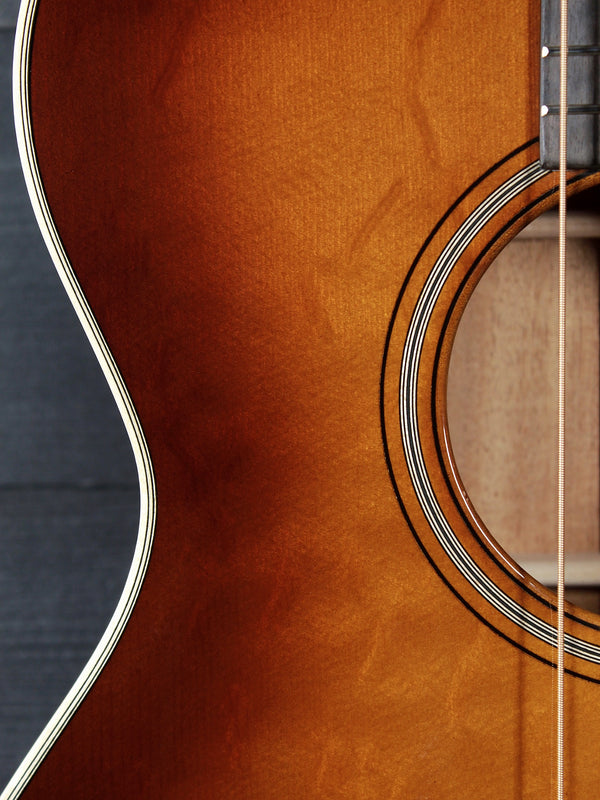 Martin Custom Shop 00-18 Style Bearclaw / Ambertone Engelmann Top Acoustic Guitar