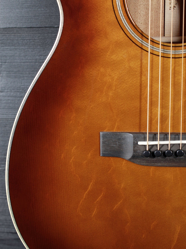 Martin Custom Shop 00-18 Style Bearclaw / Ambertone Engelmann Top Acoustic Guitar