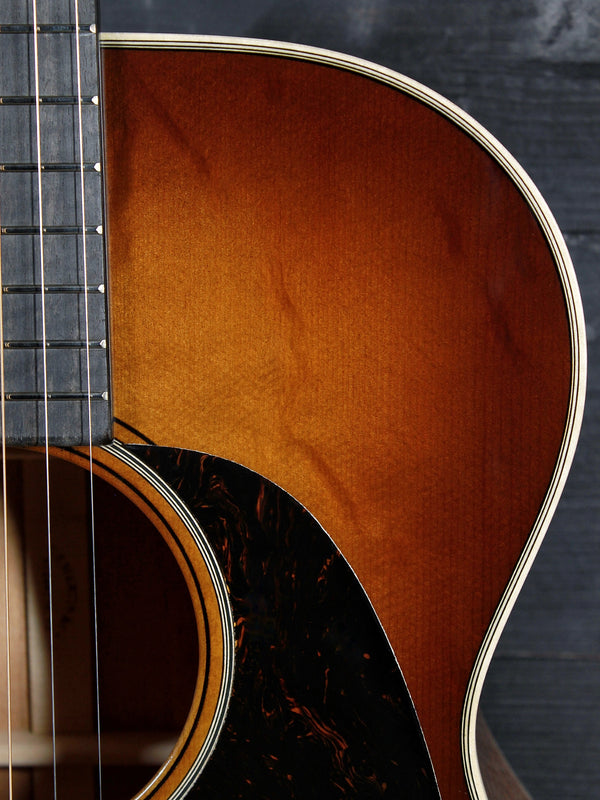 Martin Custom Shop 00-18 Style Bearclaw / Ambertone Engelmann Top Acoustic Guitar