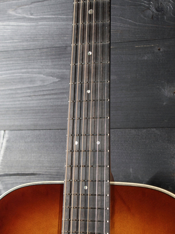 Martin Custom Shop 00-18 Style Bearclaw / Ambertone Engelmann Top Acoustic Guitar